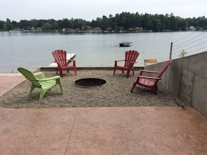 Fire pit area facing the lake
