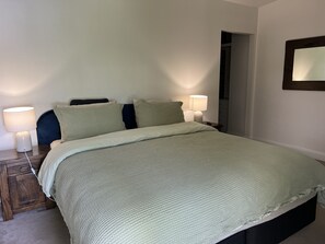 Main bedroom 