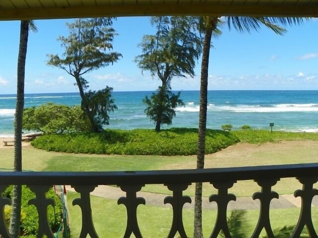 Direct Oceanfront Ocean Views Kauai vacation rental by owner #345 - OCEAN !!