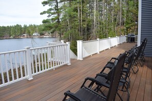 Plenty of room to relax and enjoy the view of the lake.