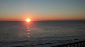 Enjoy Spectacular Sunrises from Balcony! 