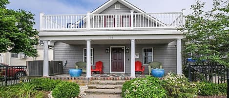 Exterior of Lazy River Beach House