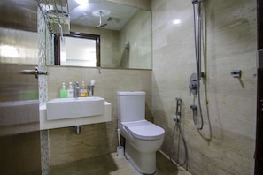 2BR Apartment At Regalia Residence