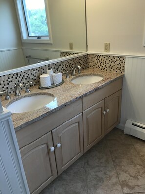 First Floor Full Bathroom Includes shower and tub