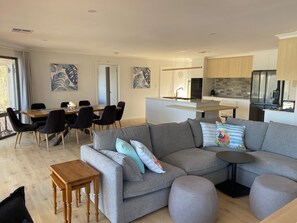 Open Plan Family Room with Lounge, Dining and Kitchen