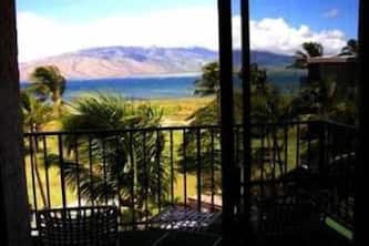 Penthouse Ocean View - Deluxe Remodel - Awesome View