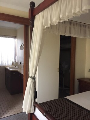 Bedroom 1 - Ensuite Bathroom & Walk in Robe
