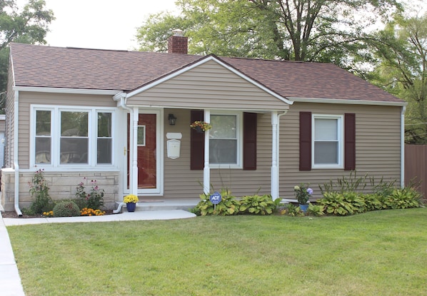 The Rudy House (1-mile from the University of Notre Dame)