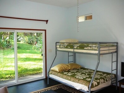 Room for Family and Friends in a Secluded Rain Forest Setting