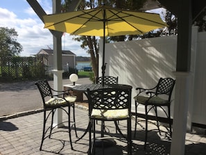 Outdoor sitting area