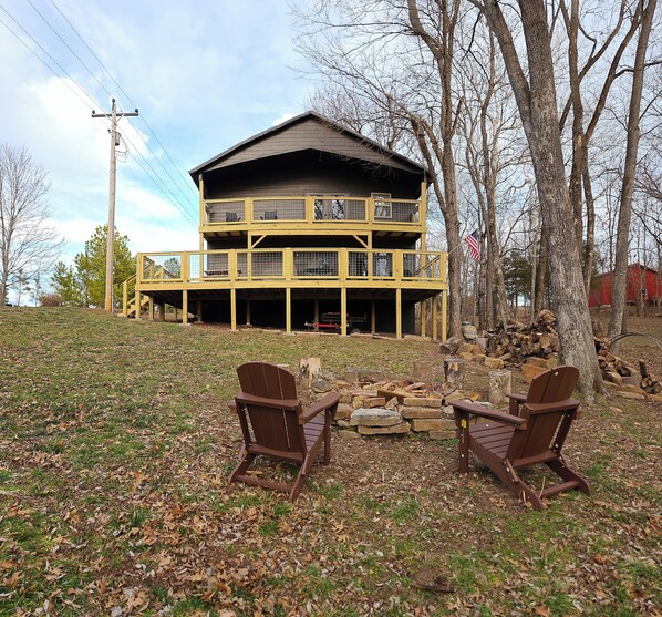 New exterior paint combined with this all-new deck gives this cabin personality!
