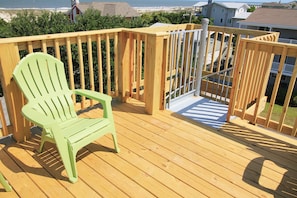 Spiral stair entrance at deck level 