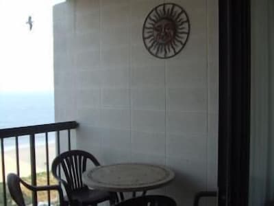 Carousel Oceanfront Condo-Beautiful Ocean & Bay Views with Private Balcony