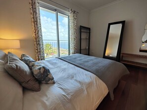 Bedroom with sea view