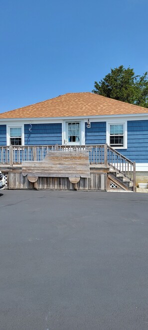 Side entrance to cottage