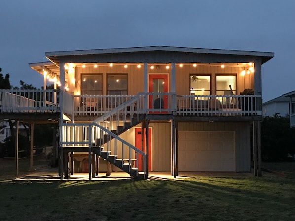 Waterfront Cottage at Blue Point