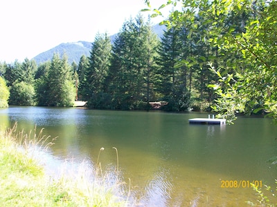 Cabin For Two,   Little Lake Cabins, Quite, Secluded Retreat.