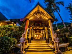 Bann Chang Thai Main Entrance