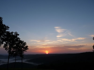 Sunrise Mountain Cabin with the most amazing view