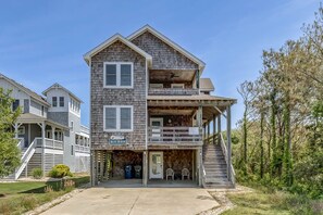 Front Exterior of Blue Heron