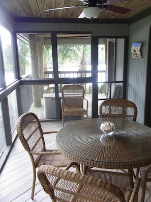 Screened in Porch