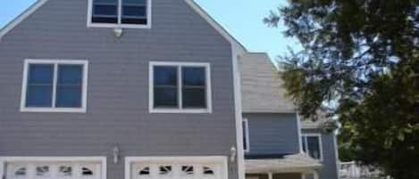 front view of our 3 story 5000 square foot 8 bedroom 5 bath home!