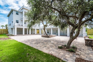 Rear Courtyard