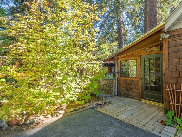 Entry to the Tahoe Woodsde