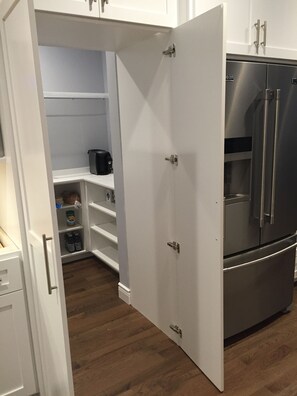 Walk-in pantry