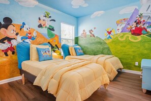 Mickey Room (Upstarts)