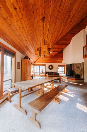 Large dining room with seating for large families