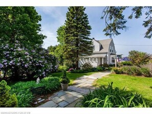 Classic Maine beach bungalow w/ocean views from 4+ rooms in house  patio, garden