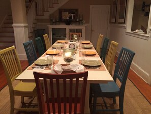 Table seating for 12