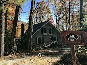 photo of cabin from street