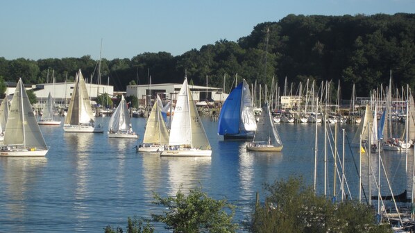 View sailboat races from your screened  front porch!