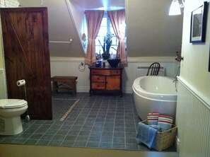 En suite bathroom