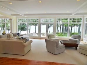 Spacious and open living room with views of Lake Michigan