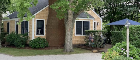 Beautiful newly remodeled home in private association on white shell driveway!