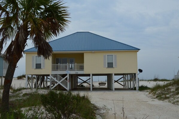 Plenty of parking under house; gulf is seen through the carport