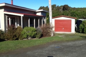 Verandah / garage