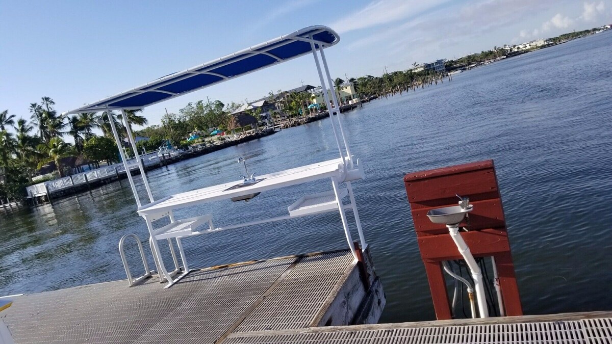 Beautiful Condo – Moon Bay – Waterfront – Spectacular Views in Key Largo
