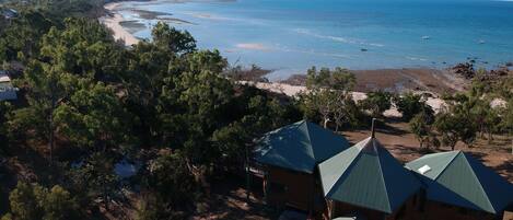 The Tree of Life Whitsundays house, beach and islands