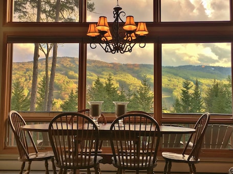 Stunning Views of Bretton Woods Ski Resort!