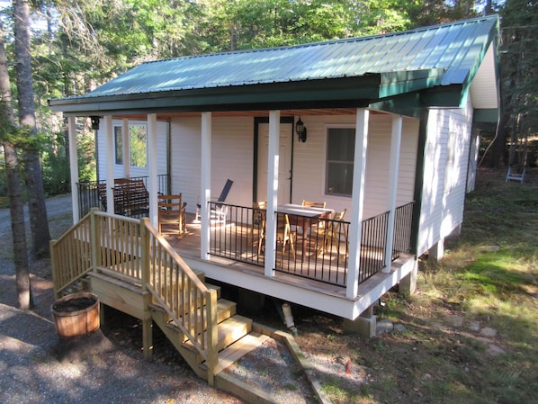 Private Cottage in Quiet Woods near Acadia National Park & Bar Harbor