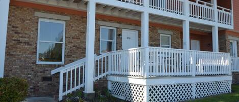 Welcome to #106, 2br 2ba at the Ocean Inn on Isle of Palms