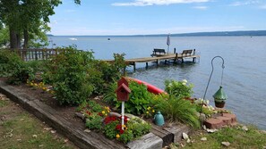 Dock and beach area with 2 Kayaks