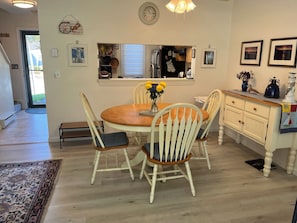 Dining area and new floor (2024)