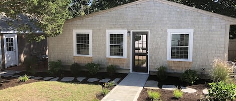 Schoolhouse Cottage