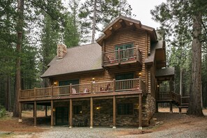 Welcome to Gold Creek Cabin!