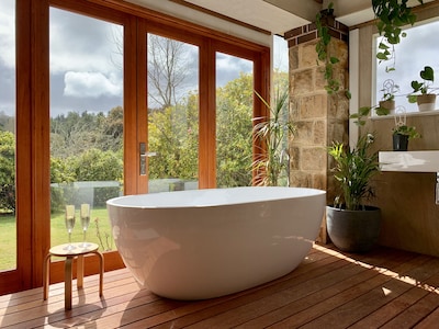 ★ Luxury Private Farm Escape ♥ Adelaide Hills ★